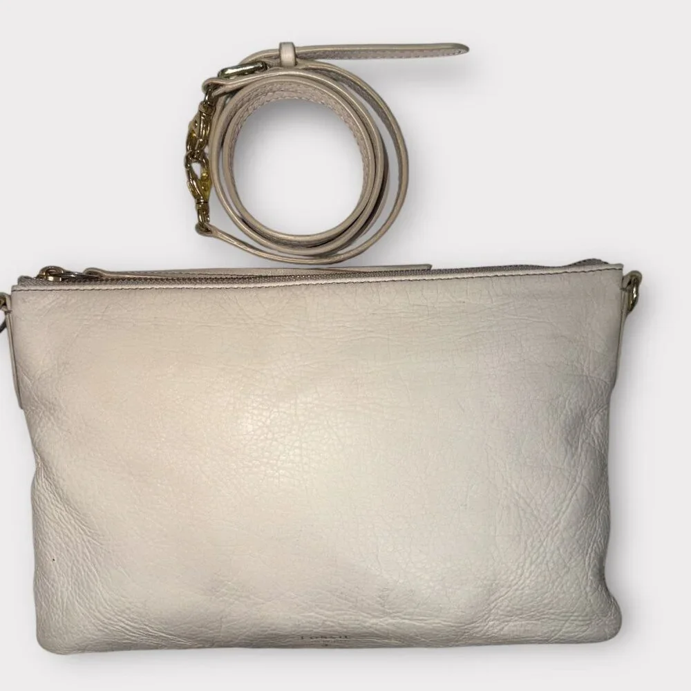Fossil Crossbody Bag ZB5701 Chalk White Leather Convertible Clutch Bag Charm - Picture 3 of 8
